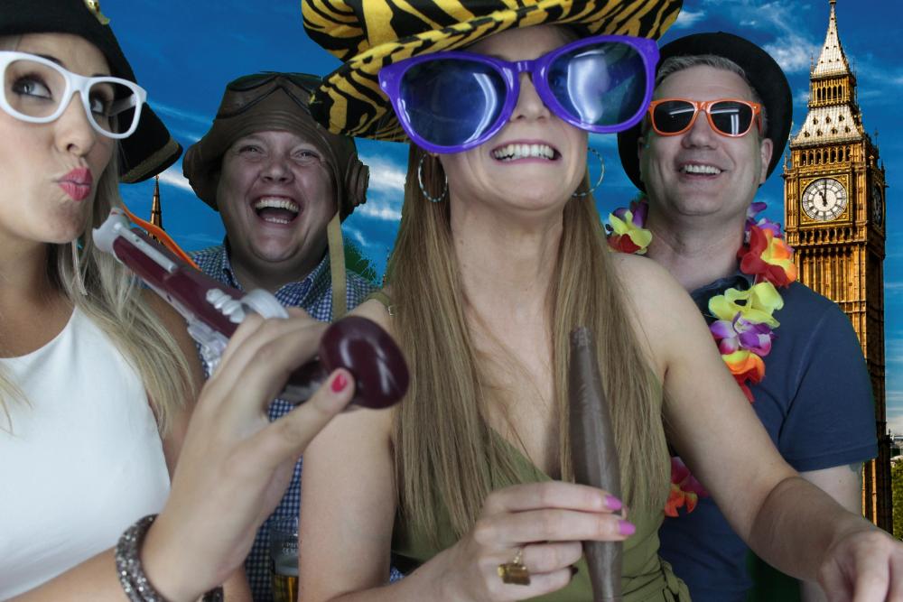 DHL South Regional Meeting | View more photos from the event at gallery.myphotoboothexperience.co.uk/u/MyPhotoBoothExperienceLtd/DHL-South-Regional-Meeting
